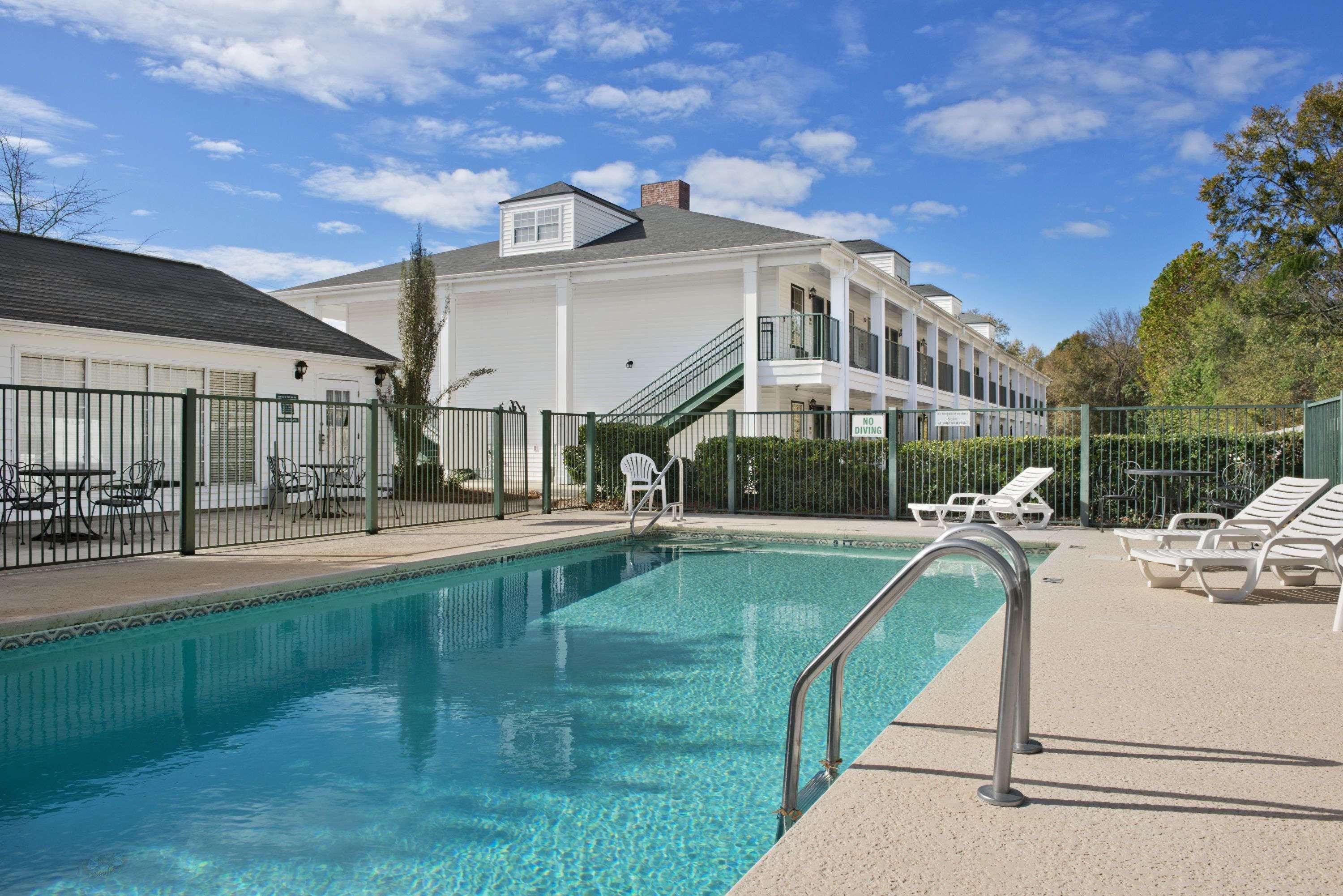Hotel Baymont By Wyndham Eufaula Extérieur photo